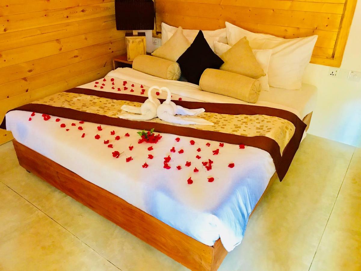 Trinco Relax Hut Hotel Trincomalee Kültér fotó