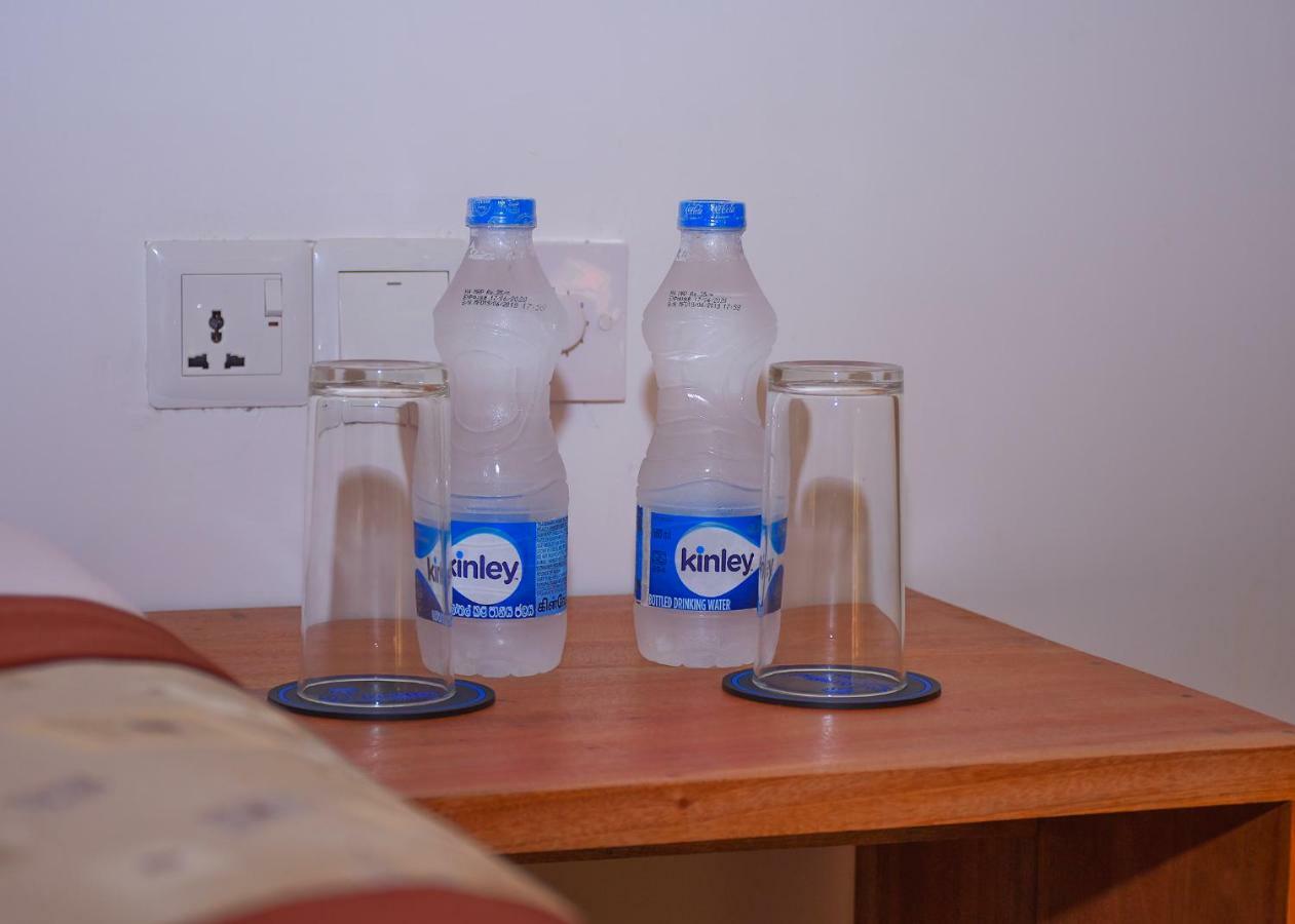 Trinco Relax Hut Hotel Trincomalee Kültér fotó