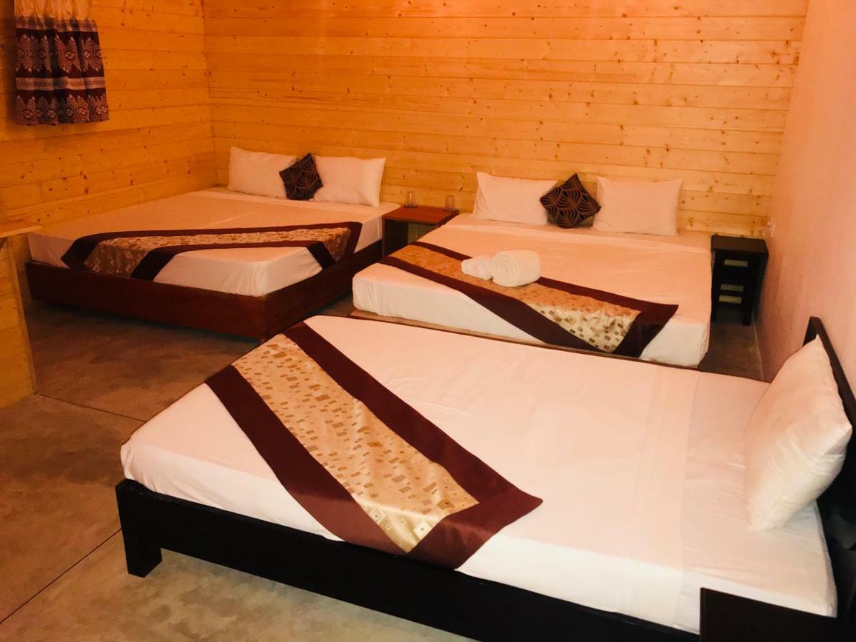 Trinco Relax Hut Hotel Trincomalee Kültér fotó