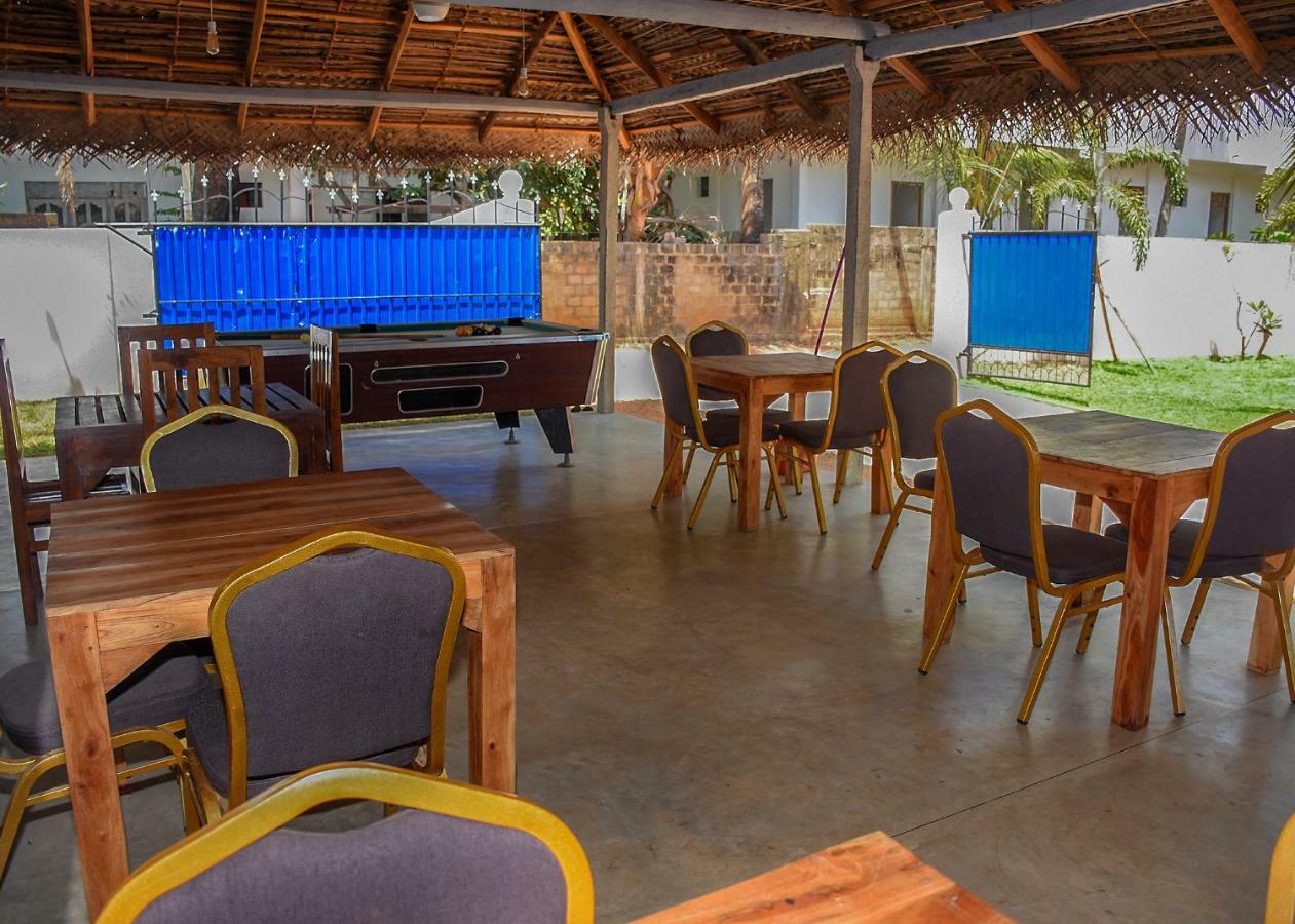 Trinco Relax Hut Hotel Trincomalee Kültér fotó